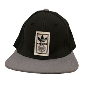 Unisex Adult Adidas Patch Adjustable Cap in Black Grey